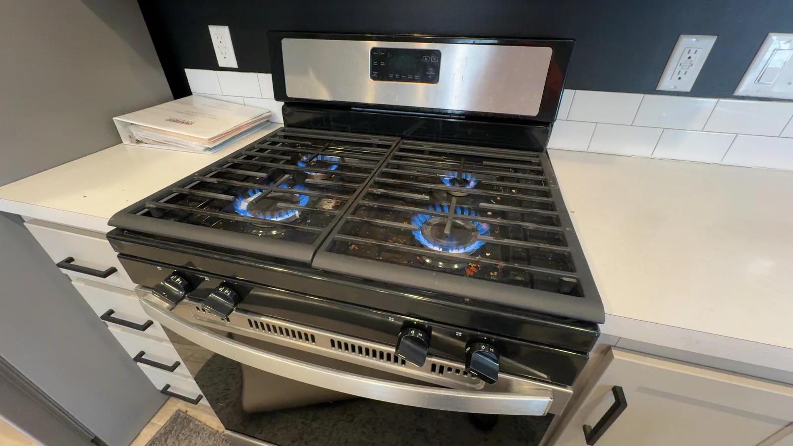 Gas cooktop checked during a Hutchinson inspection