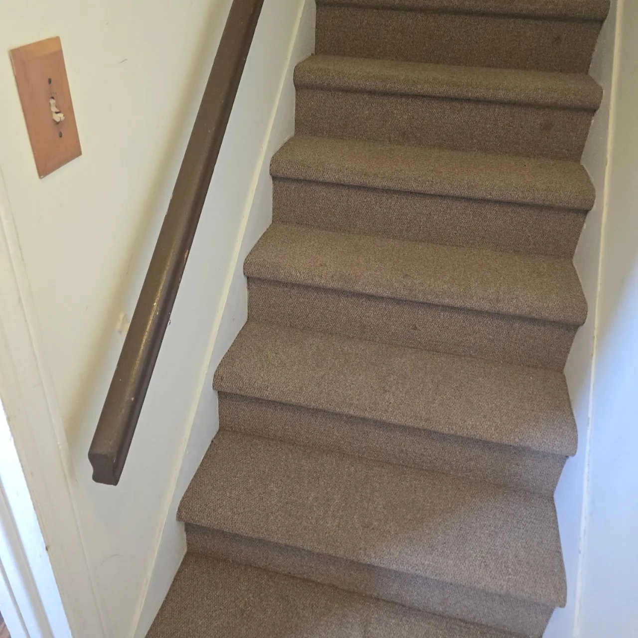 Interior staircase inspected in a Hutchinson home